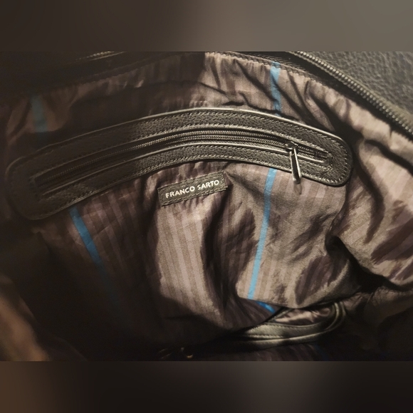 Franco Sarto Black Faux Leather (100%PVC) Messenger Bag w/Crossbody Strap - Picture 5 of 12